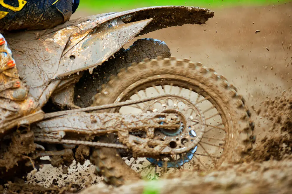 Dirtbike Racing in dirt